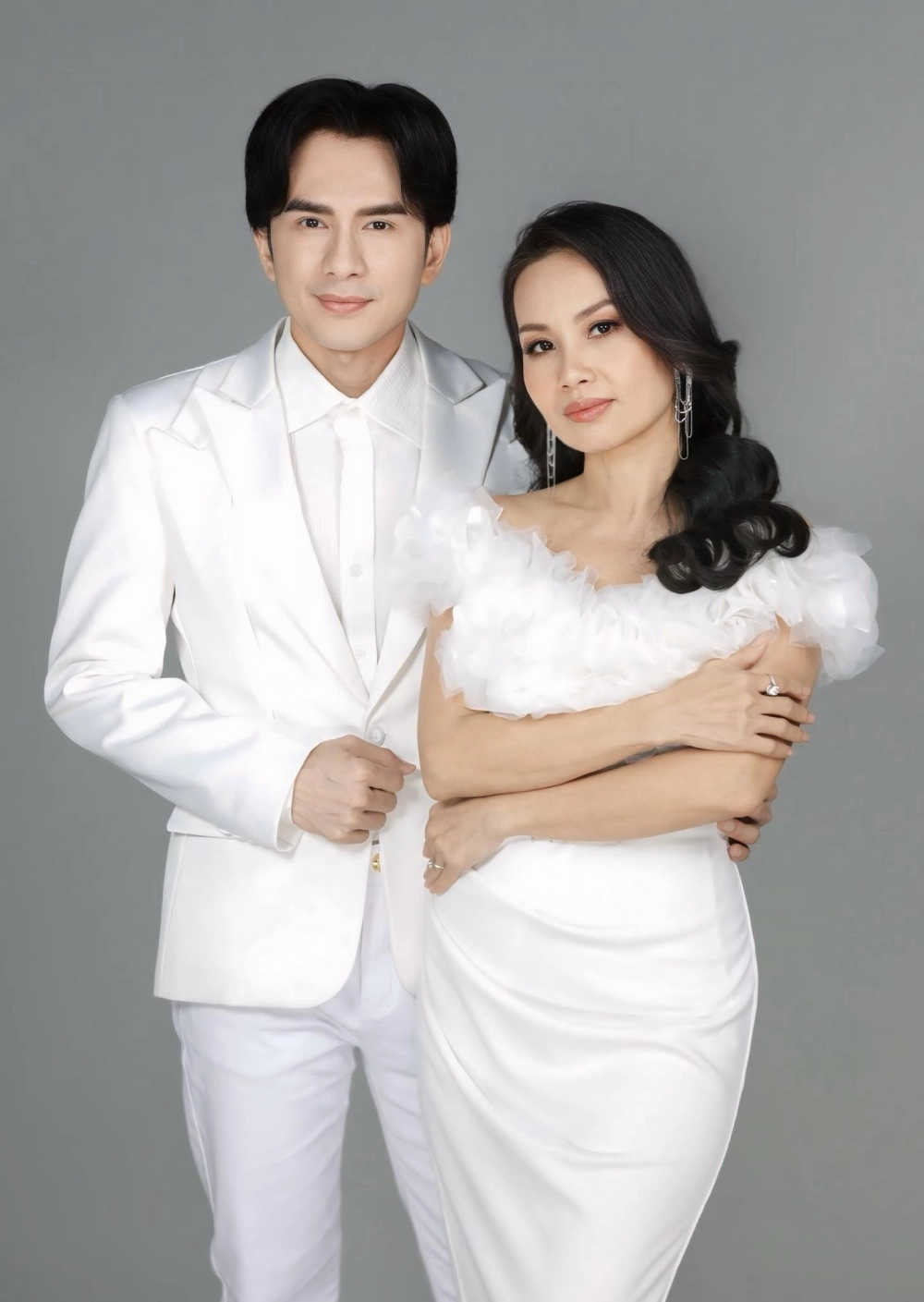 Tìm kiếm phiên bản Karaoke Cẩm Ly dễ hát nhất