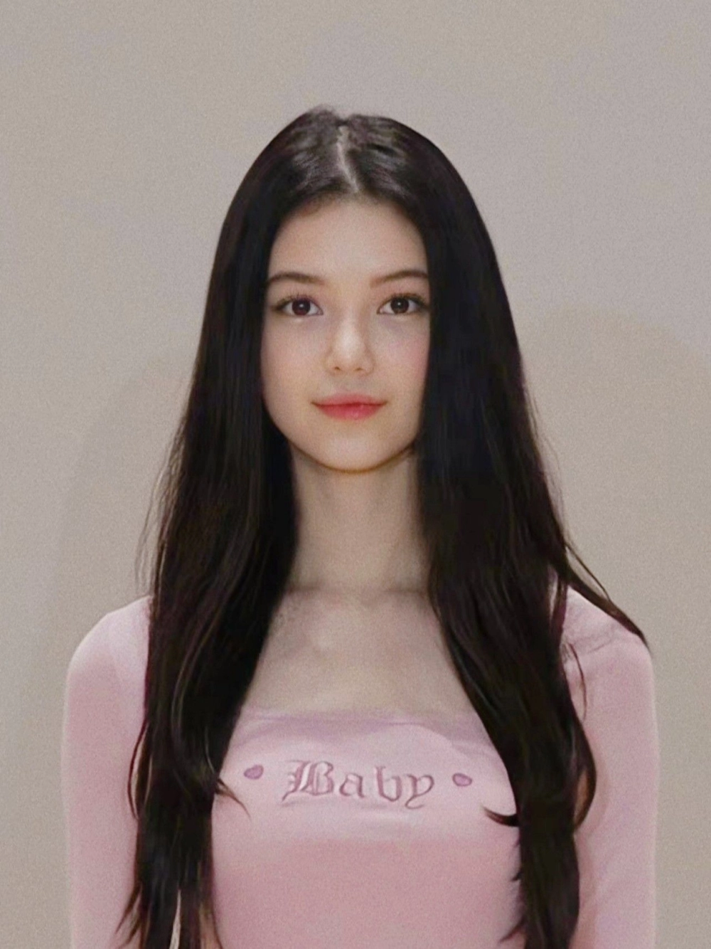 Thần thái quyến rũ cùng Danielle YSL Beauty