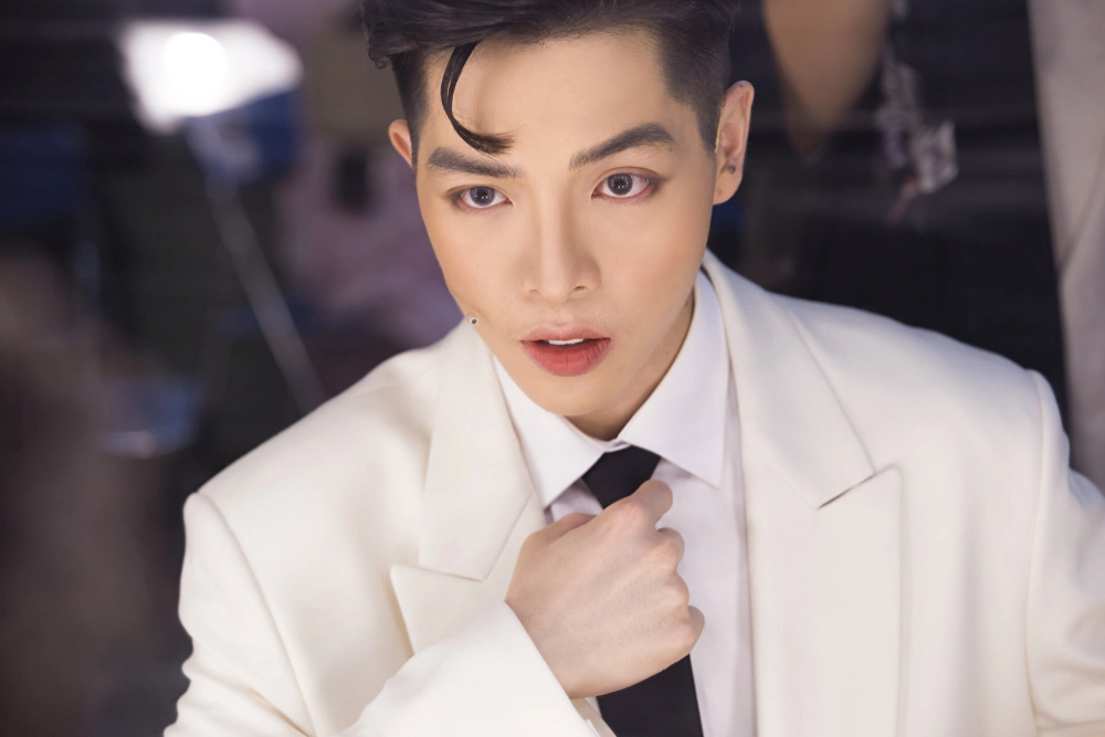 Hình ảnh mới lạ của đức phúc anh trai say hi