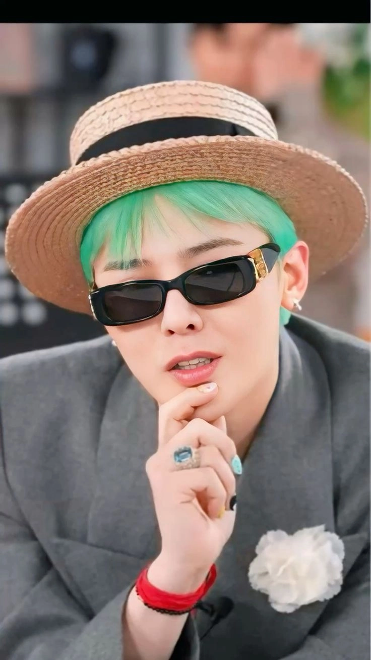 Cận cảnh thiết kế G-Dragon PEACEMINUSONE
