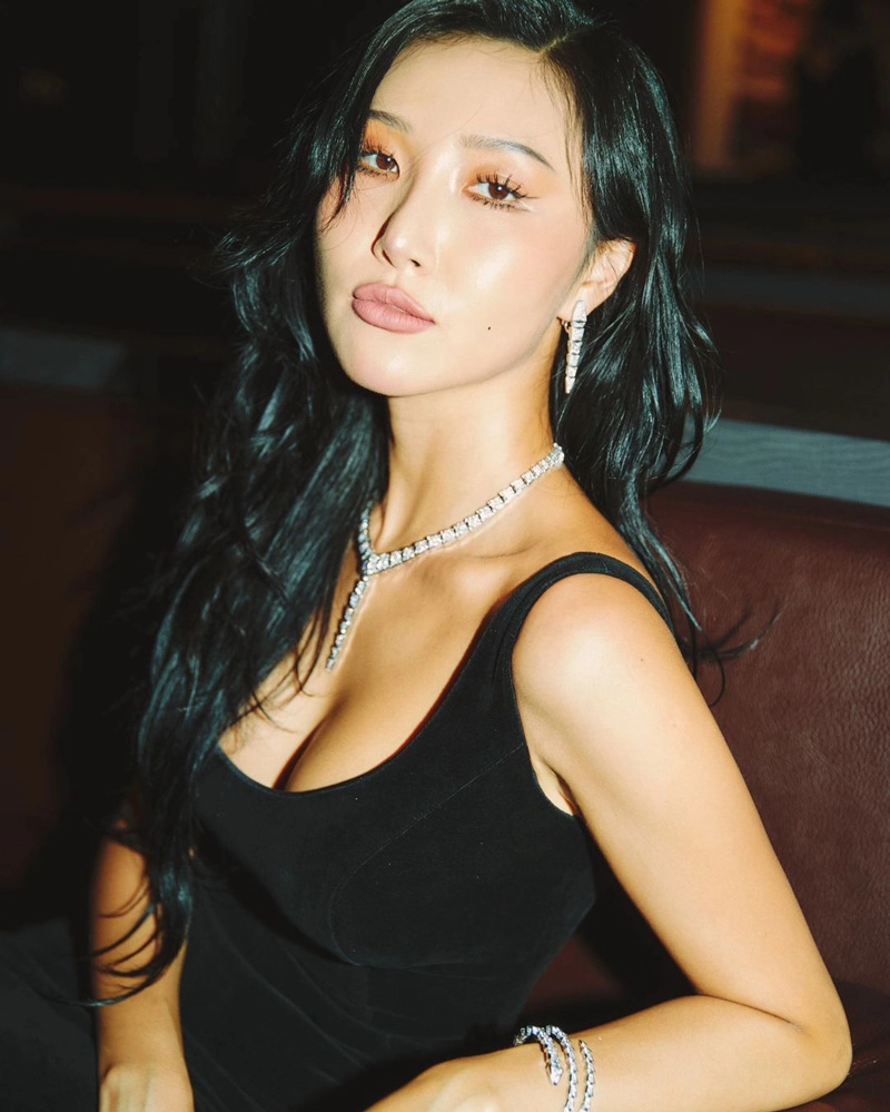 Lời bài hát ý nghĩa của Hwasa Maria