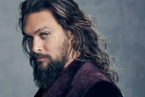 Thần thái uy mãnh của Jason Momoa trong vai Khal Drogo
