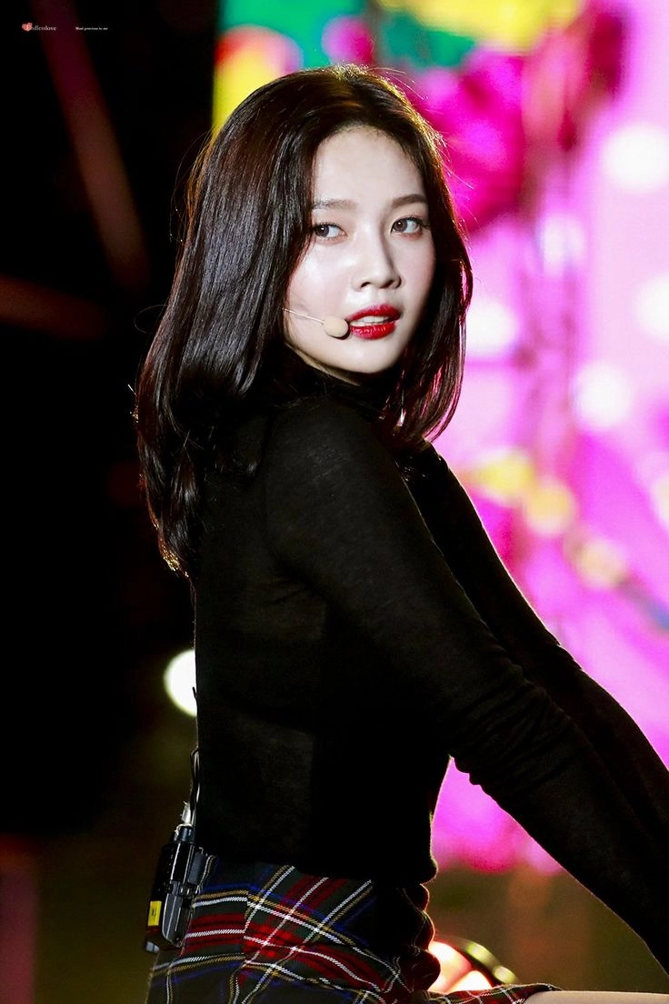 Vóc dáng quyến rũ của Joy Red Velvet