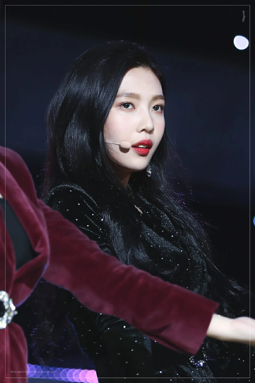 Nhan sắc ngọt ngào của Park Sooyoung