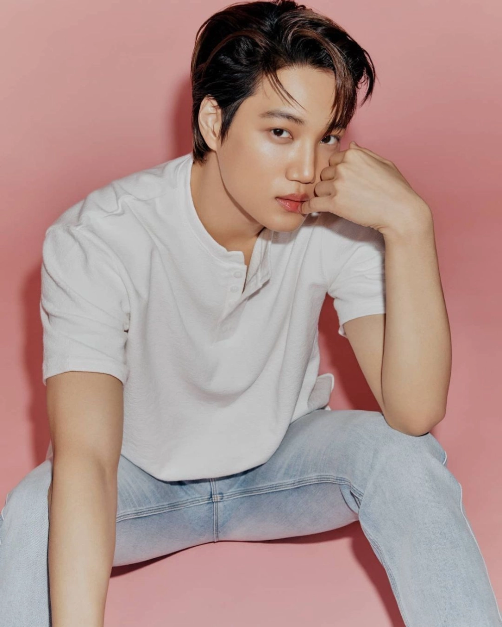 Một trong những ảnh Kai EXO thần thái trên sân khấu solo