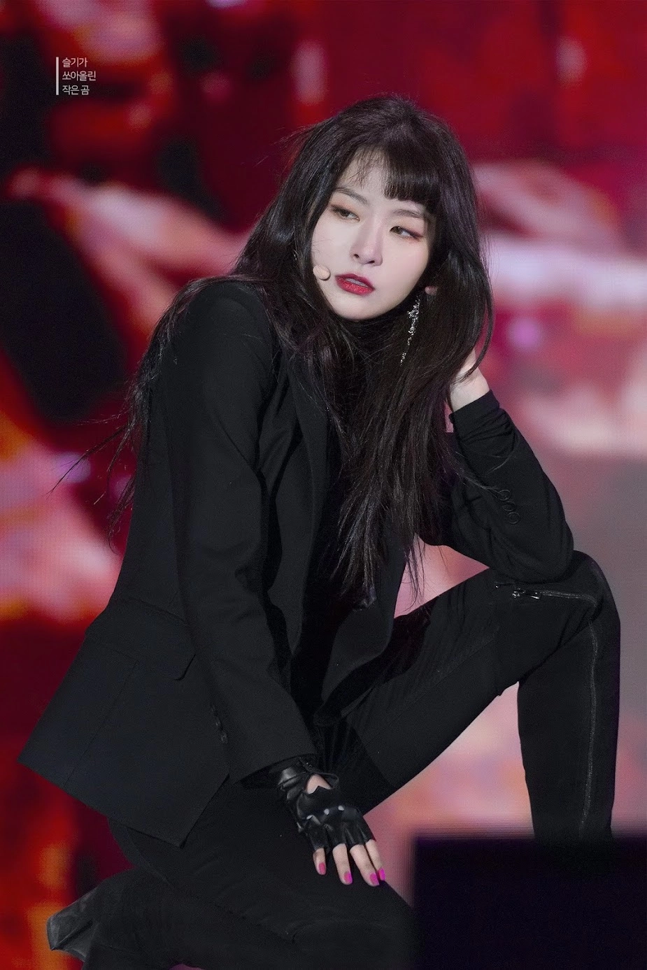 Seulgi Red Velvet khoe vũ đạo điêu luyện