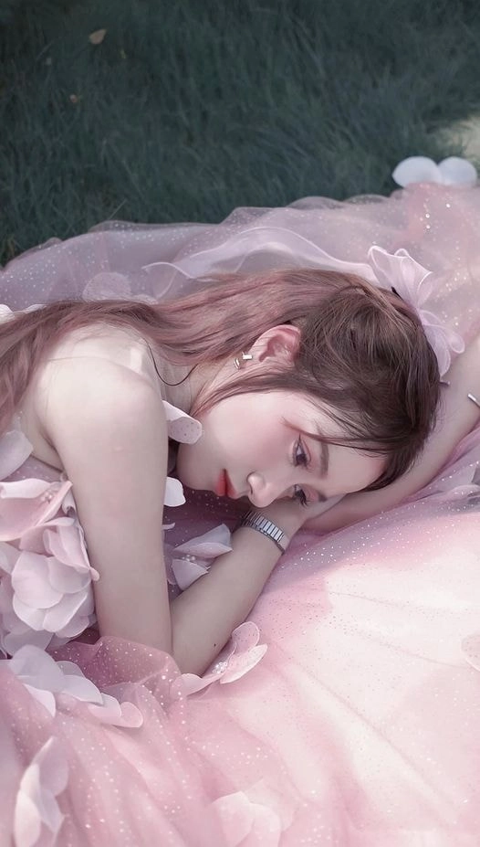 Ảnh gái đẹp cute dịu dàng cuốn hút cực kỳ