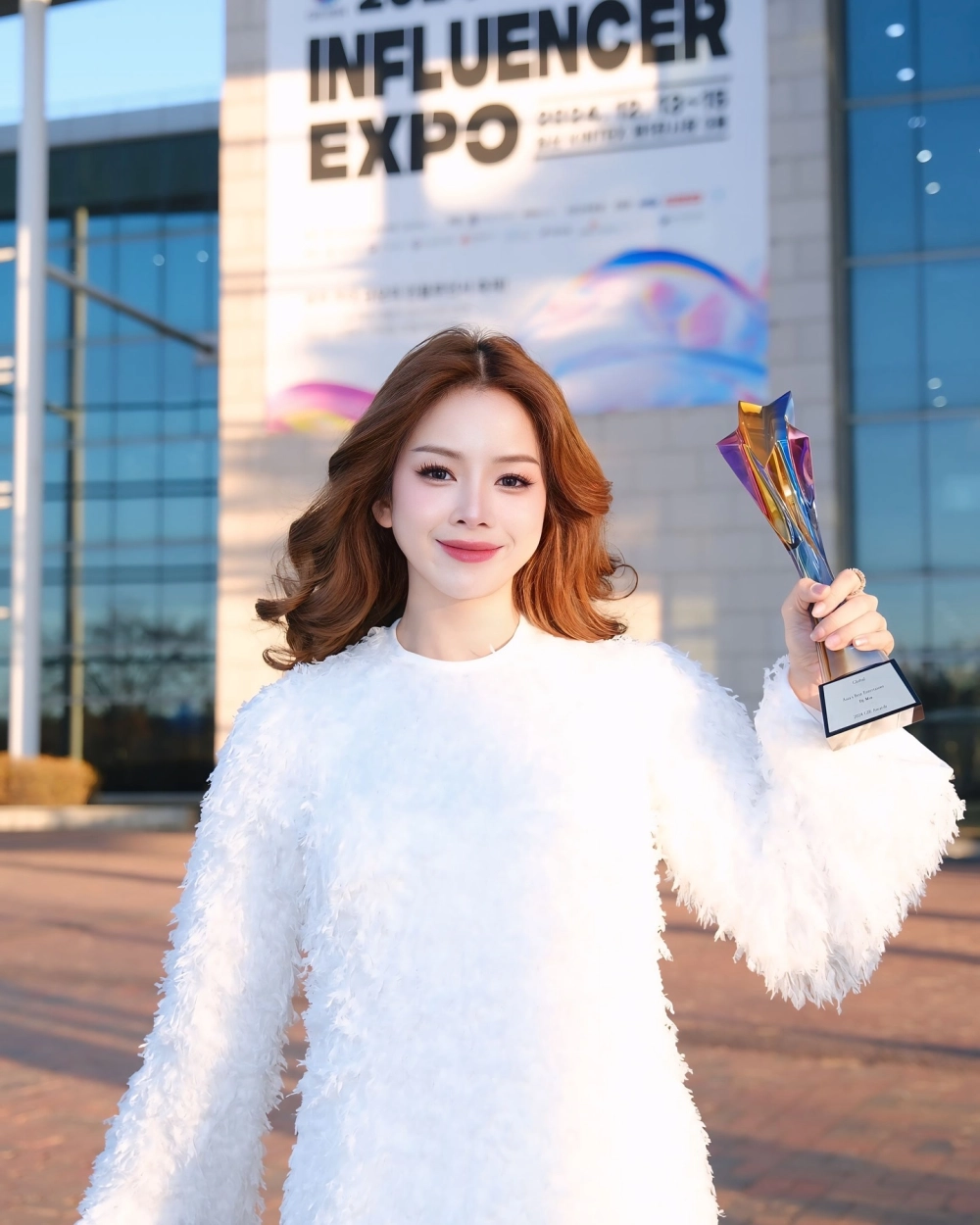 Tải ảnh gái đẹp về điện thoại nóng bỏng cuốn hút