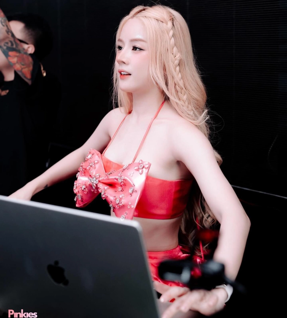 Sưu tầm hình ảnh gái đẹp sexy mê hoặc nhất