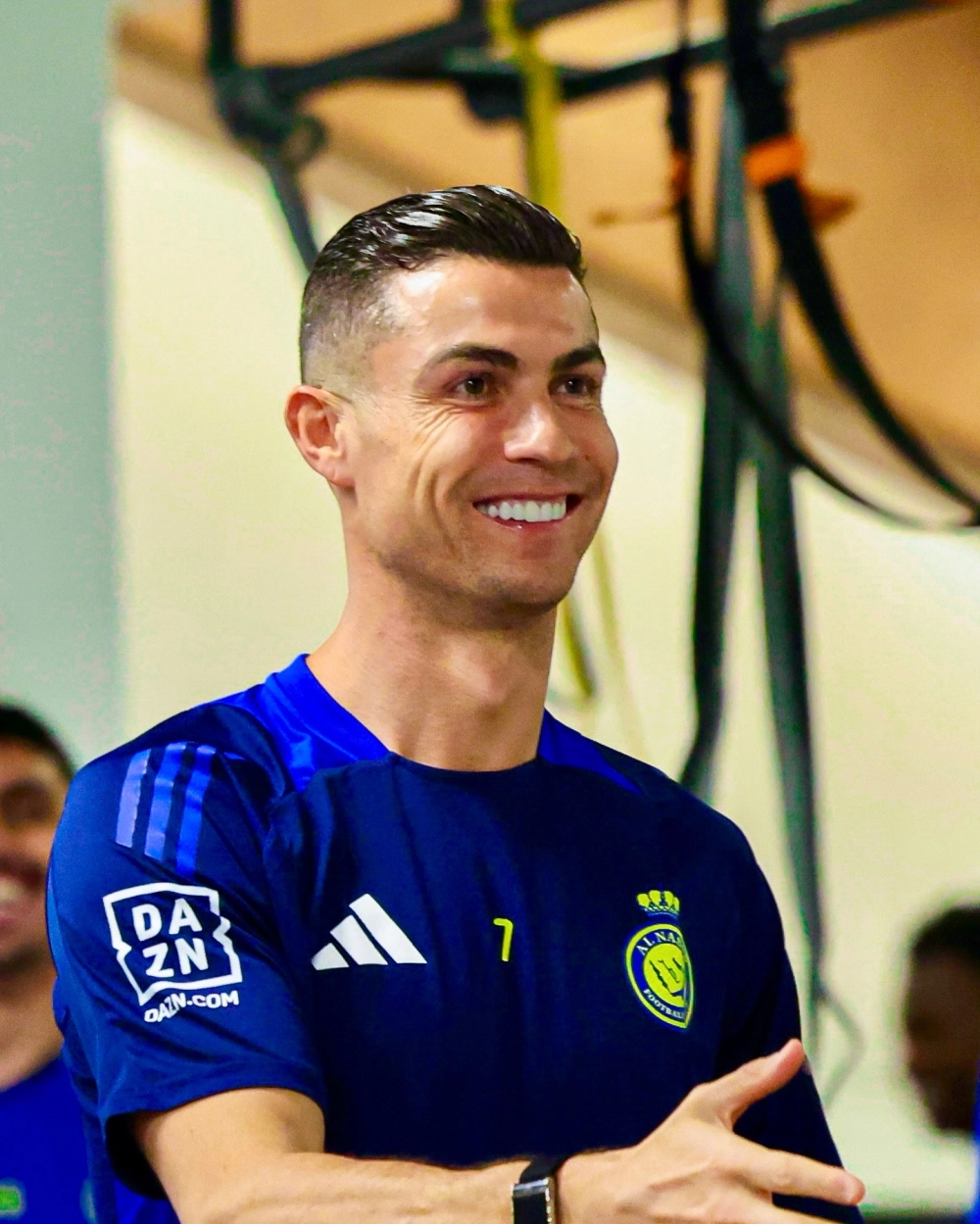 Cristiano ronaldo âge kinh nghiệm sân cỏ