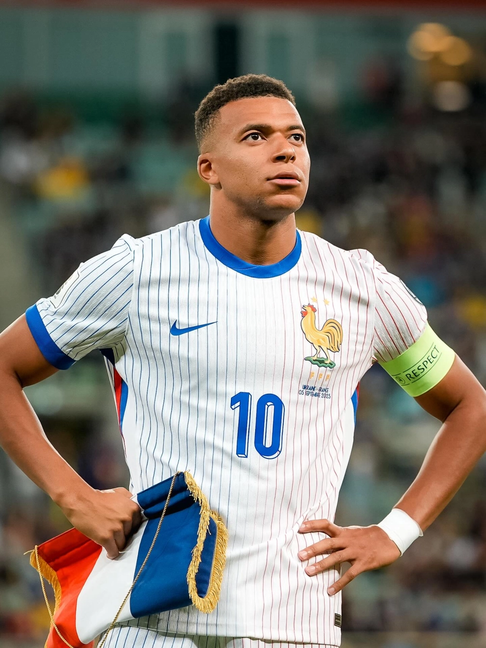 Kylian mbappé tốc độ kinh hoàng ngầu lòi cuốn hút