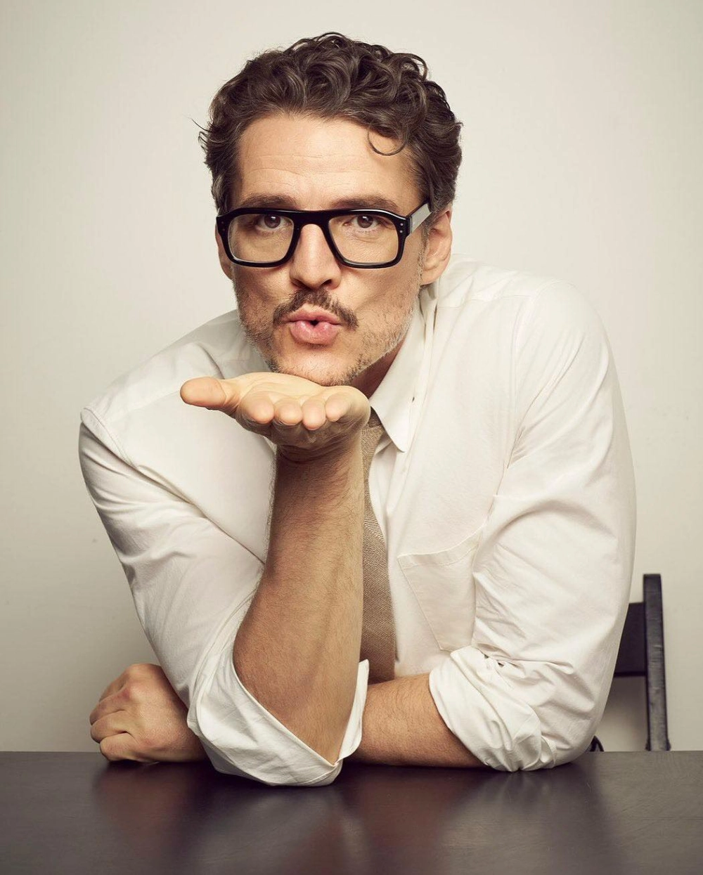 Tìm hiểu về cuộc sống kín tiếng và những thông tin về pedro pascal partner.